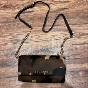 Michael Kors Crossbody